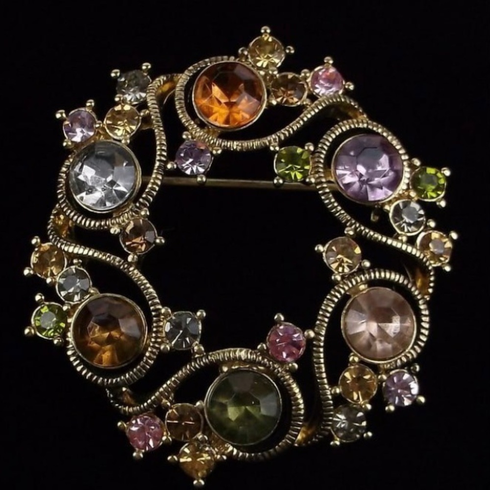 Enameled Rhinestone‎ Dazzling Brooch